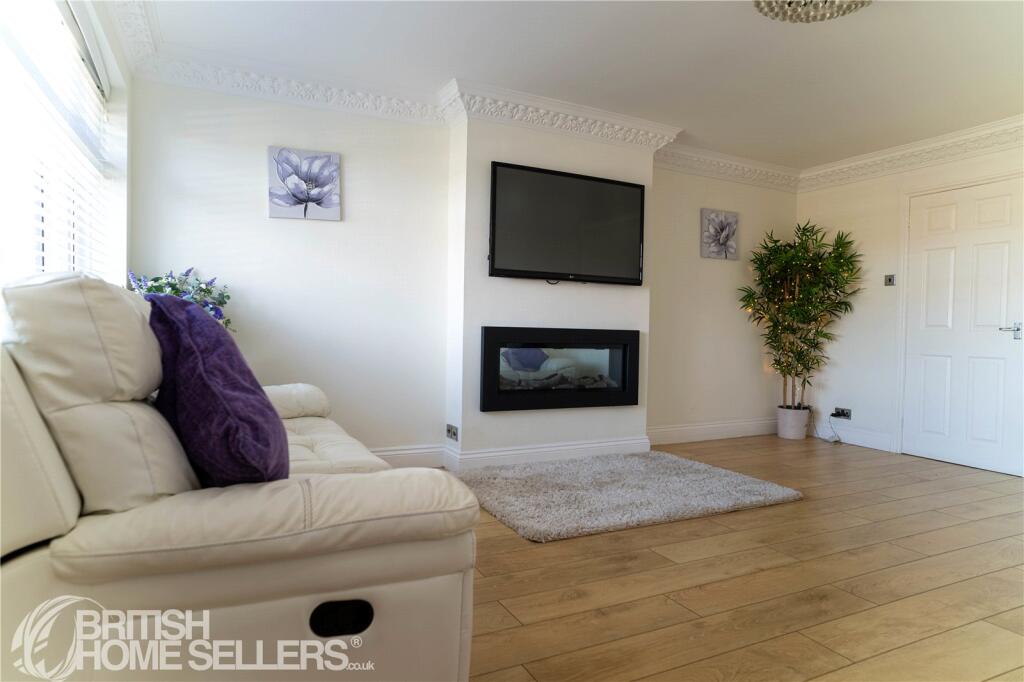 House in Stockton-on-Tees - View 4