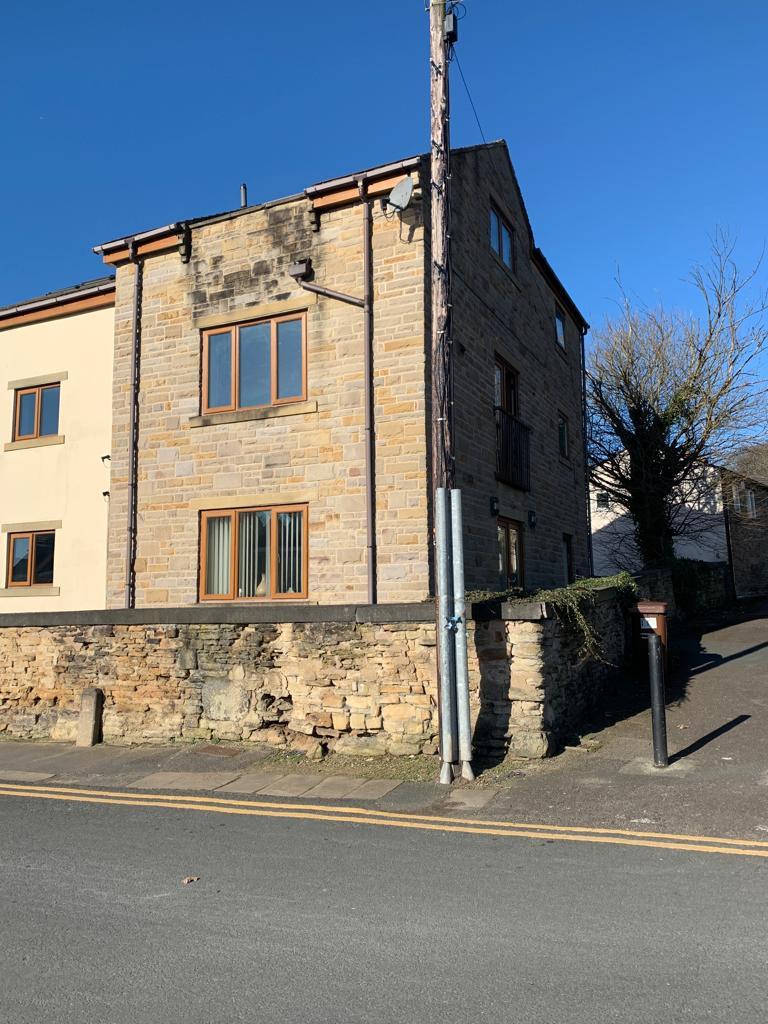 Main image of property: Wakefield , WF4