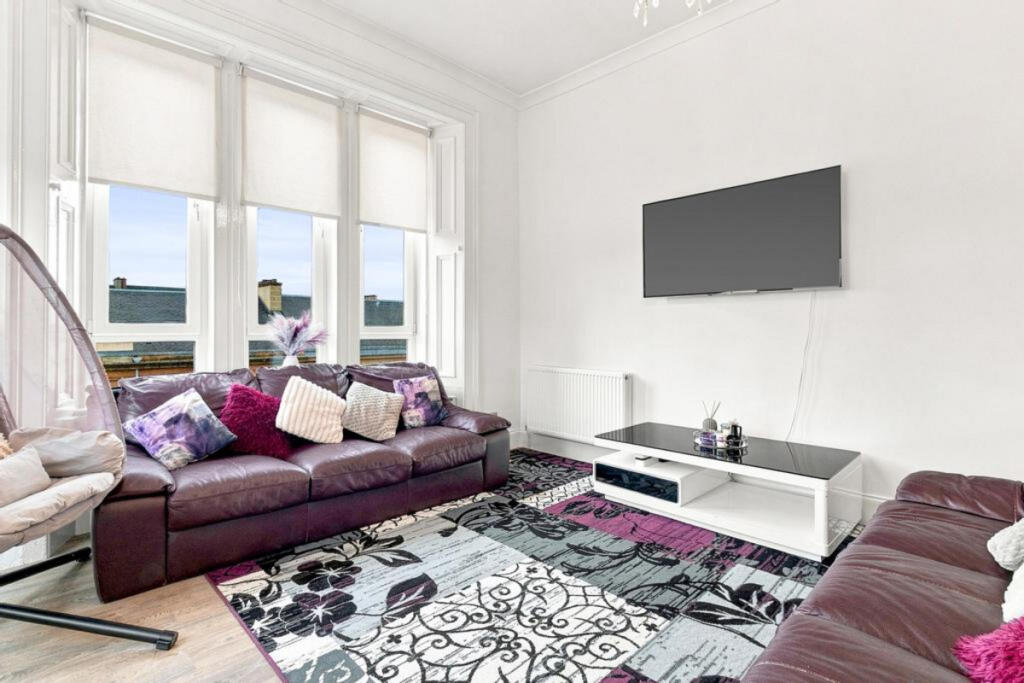 Apartment in Glasgow - View 2