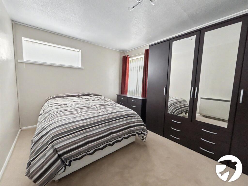 Blackfen Road, Sidcup, Kent, DA15 - View 2