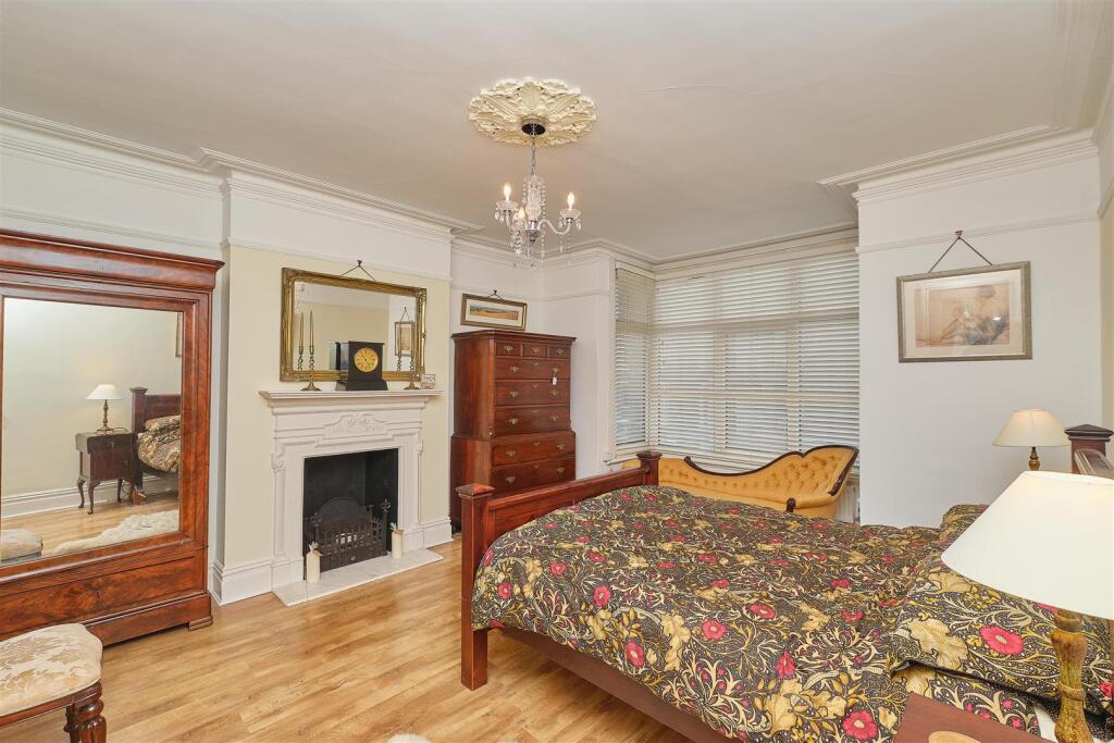 Stafford Road photo 3