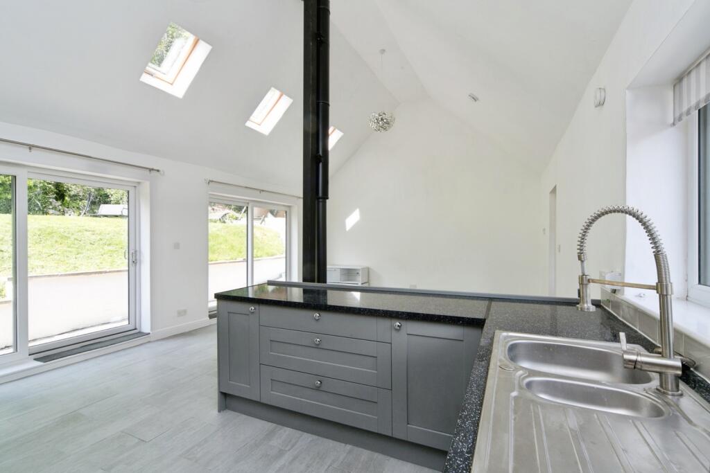 Bryn Pydew, Llandudno Junction, Conwy, LL31 photo 4