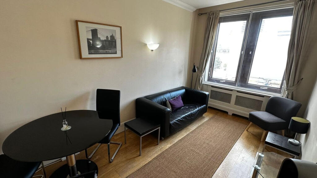 Apartment in London - View 4