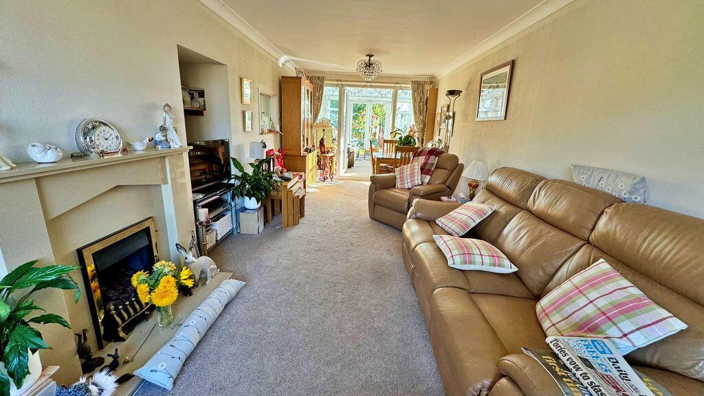 House in West Lindsey, Cherry Willingham CP - View 4