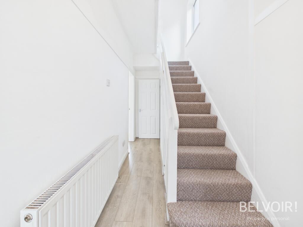 Mayfair Avenue, Bowring Park, L14 photo 4