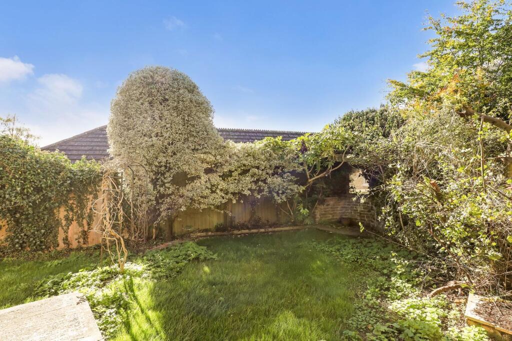 Painswick, Stroud photo 4