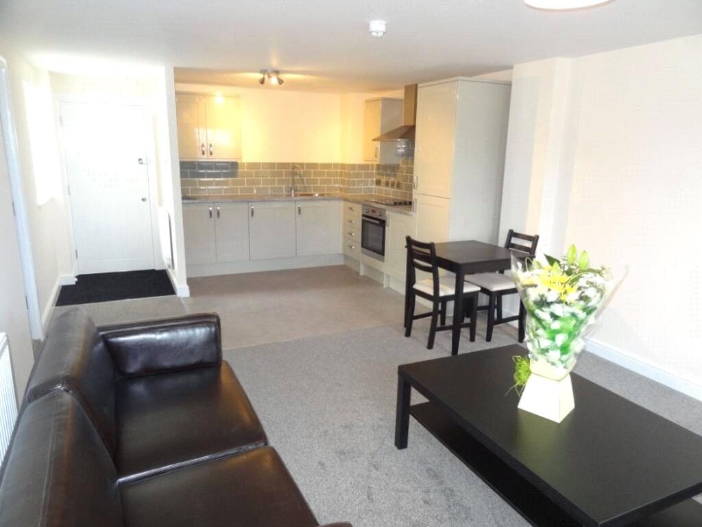 Apartment in Swindon - View 3
