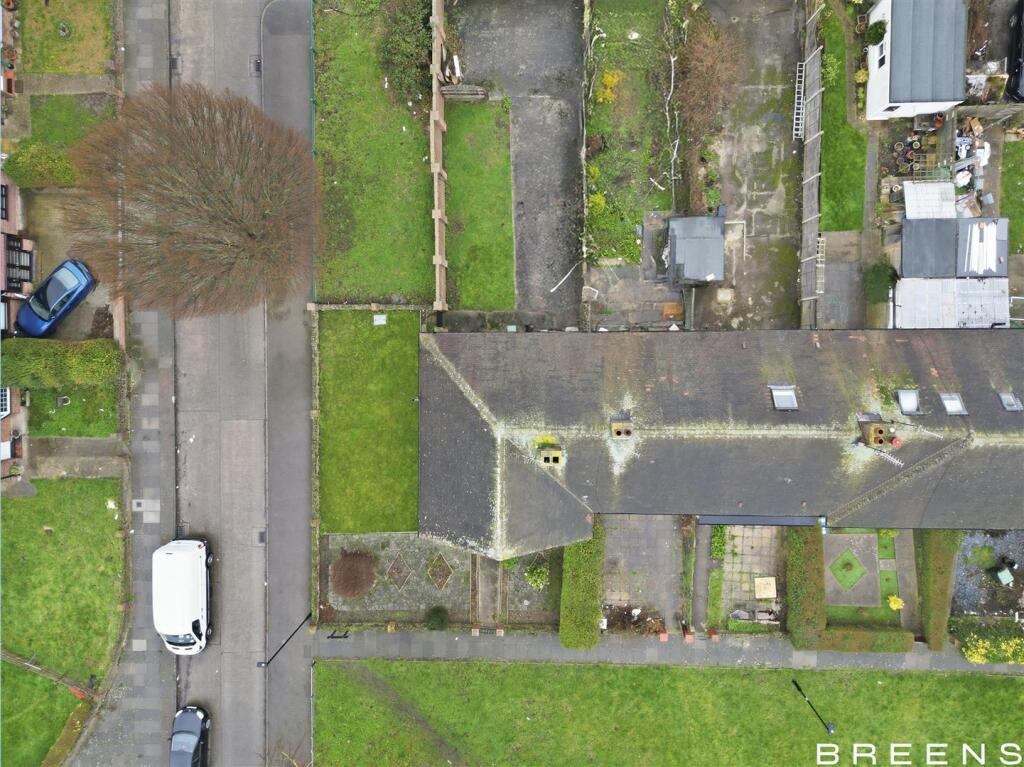 House in London, Ponders End - View 2