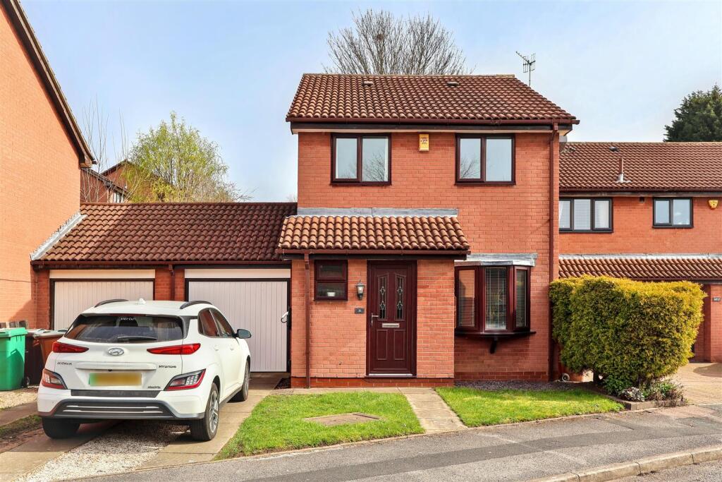 Main image of property: Poplar Avenue, Sherwood, Nottingham
