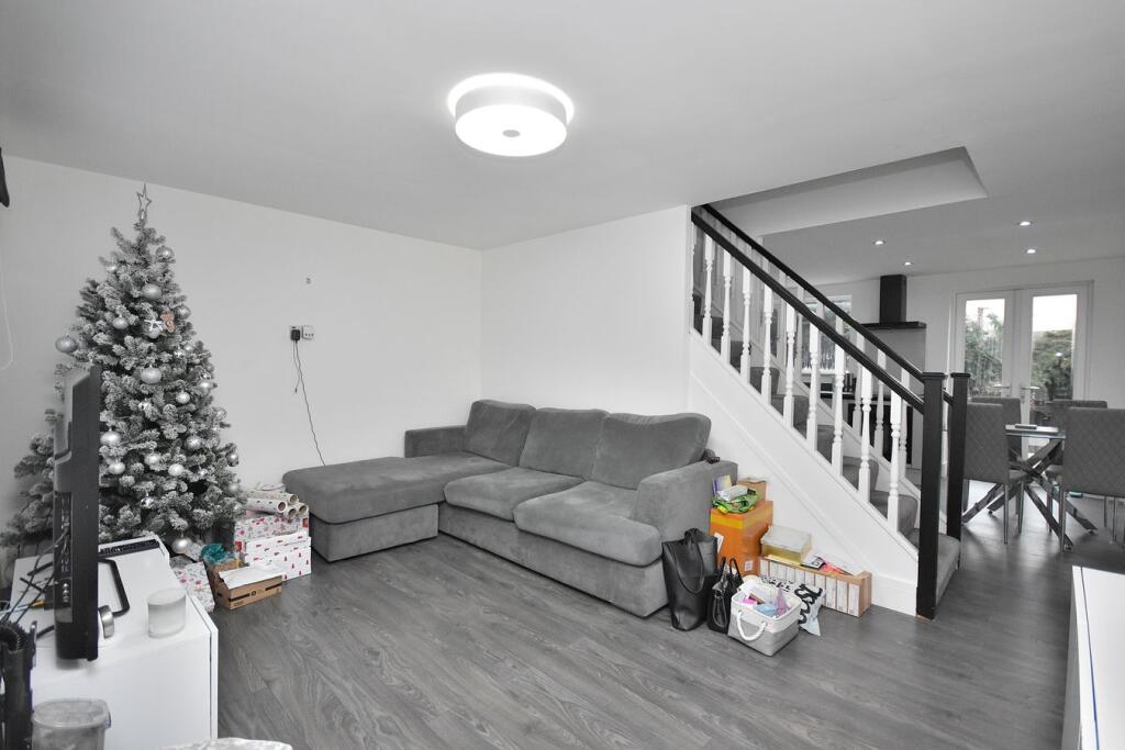House in Northampton - View 5