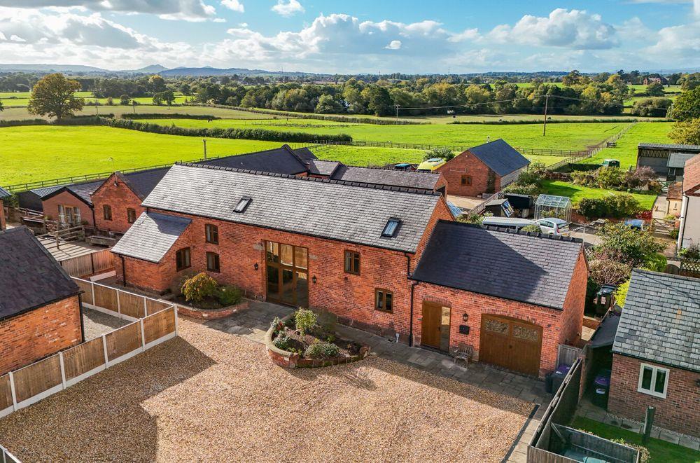 4-bed detached on Myddle Wood, Nr Shrewsbury., £675,000