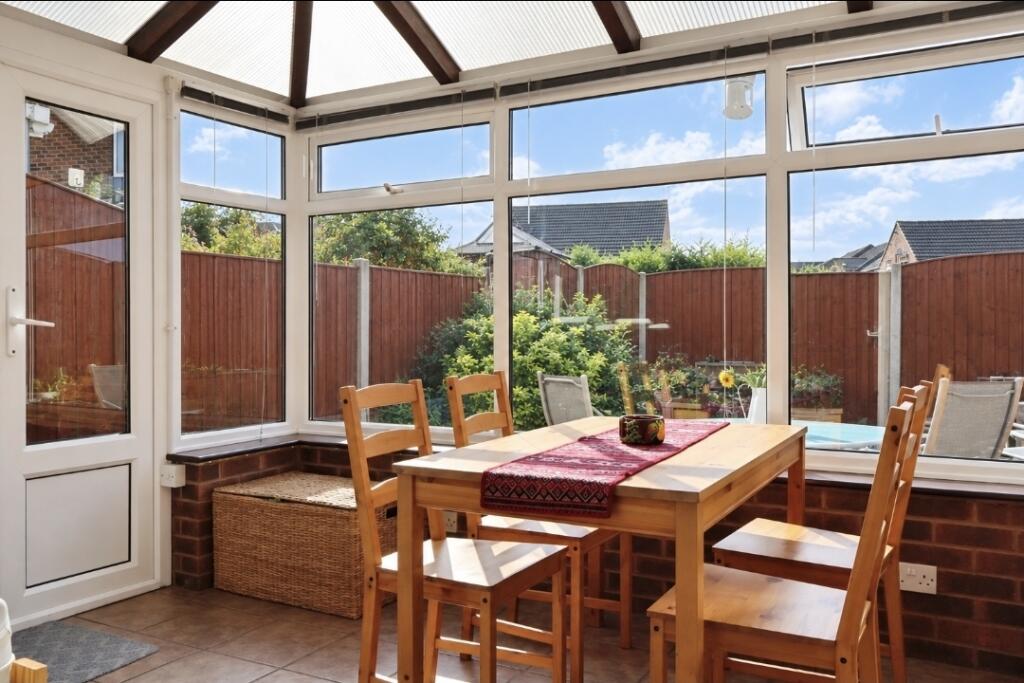 House in Chesterfield, Derbyshire - View 5