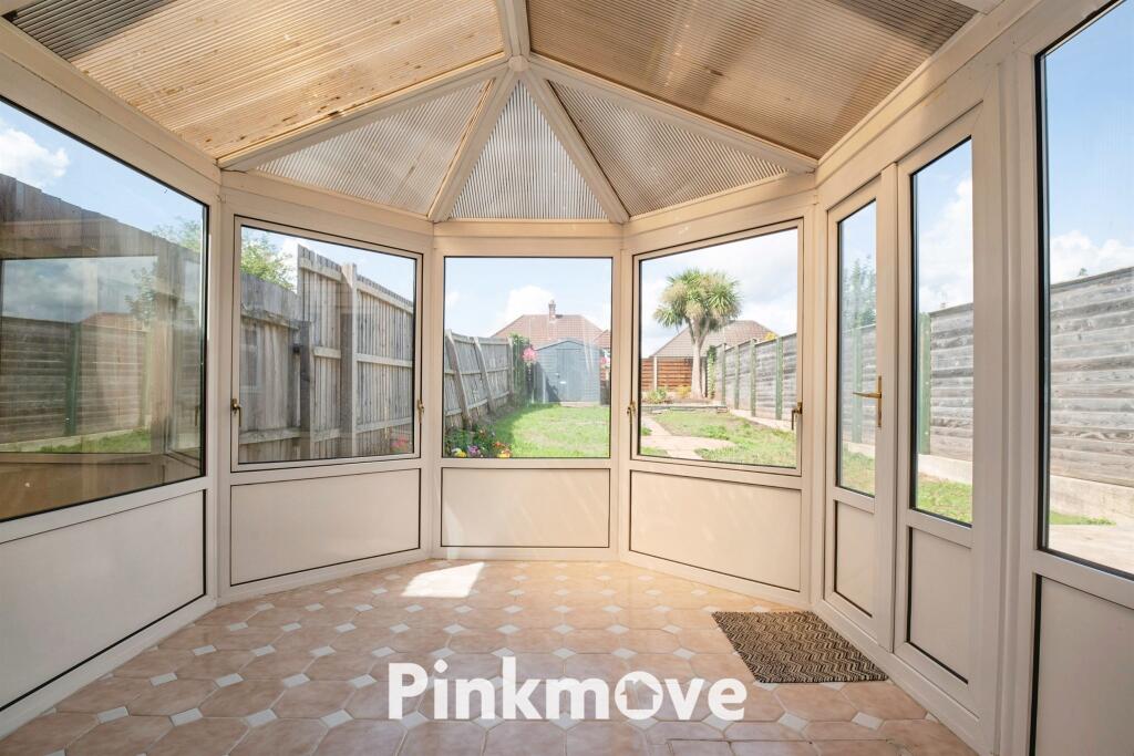 House in Newport, Stelvio, Gaer - More