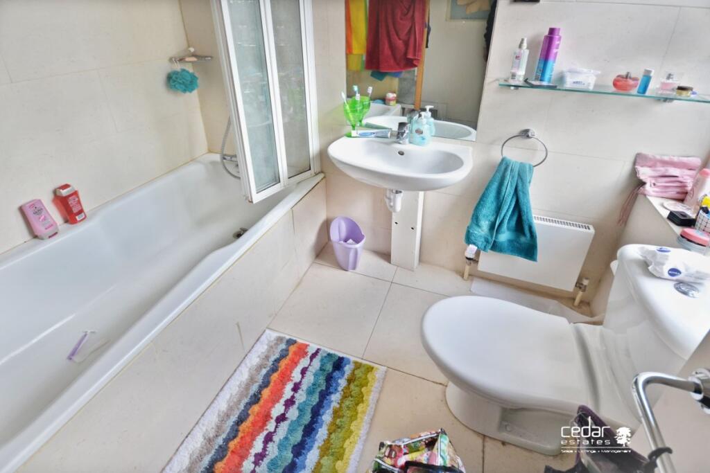 3 bedroom flat for rent