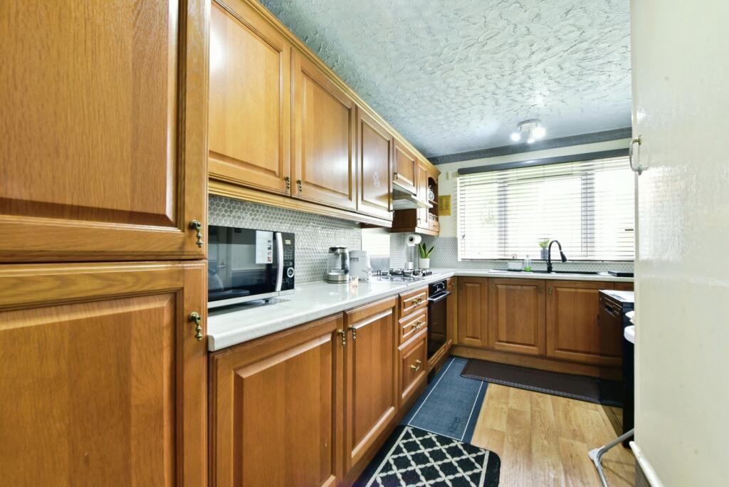 House in Sheffield, South Yorkshire - View 4
