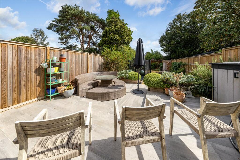 House in Twickenham - View 4