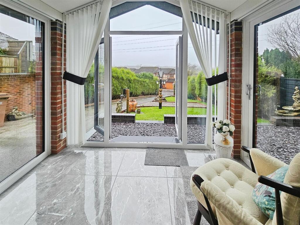 Drumburn Close, Stoke-On-Trent photo 3