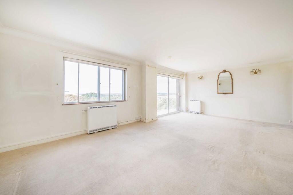 Apartment in London - View 2