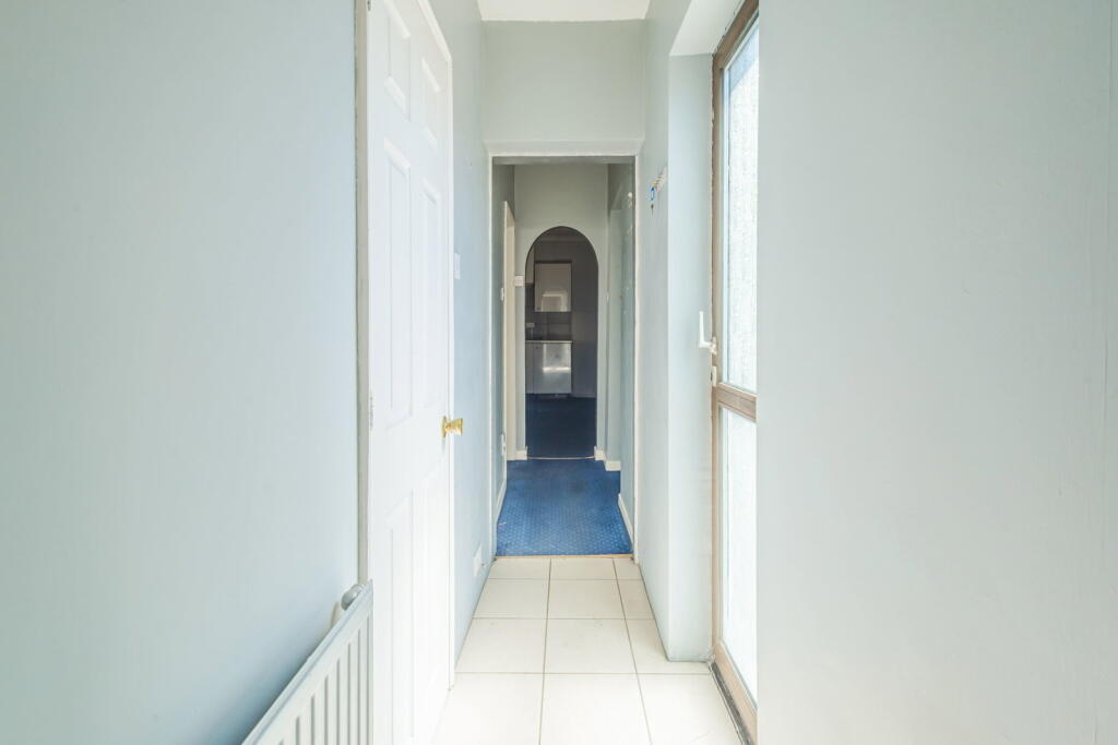 House in Swindon - View 3
