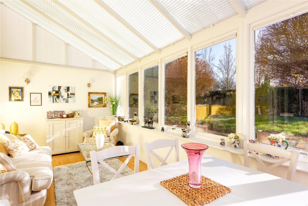 Garden Lane, Tyringham, Buckinghamshire, MK16 photo 2
