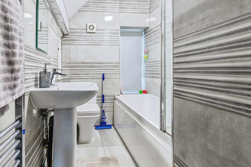 Additional image 15 of Fairfield Road, Bradford, BD8