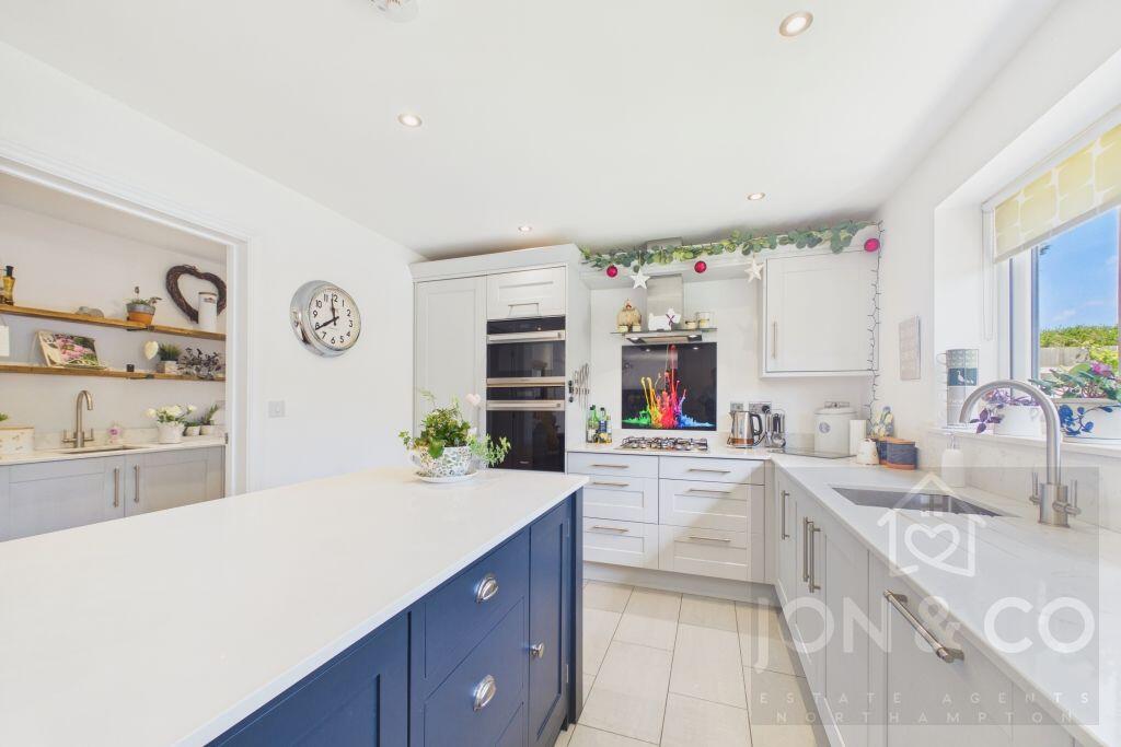 House in Northampton, Westone - View 2