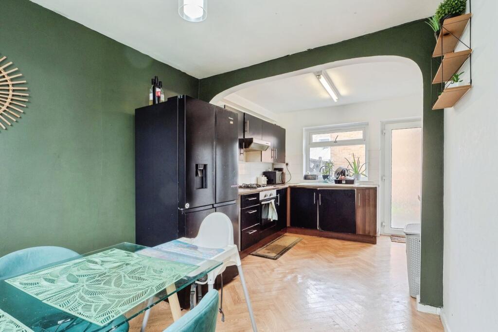 House in North West Leicestershire, Ibstock - More
