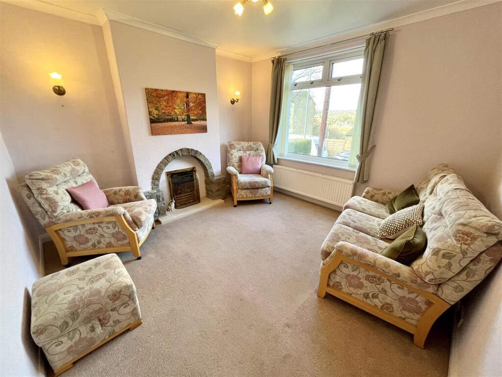House in Kirklees, Salford, Taylor Hill - View 6