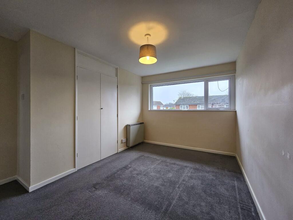 Grove Road, Churchdown, GL3 photo 4