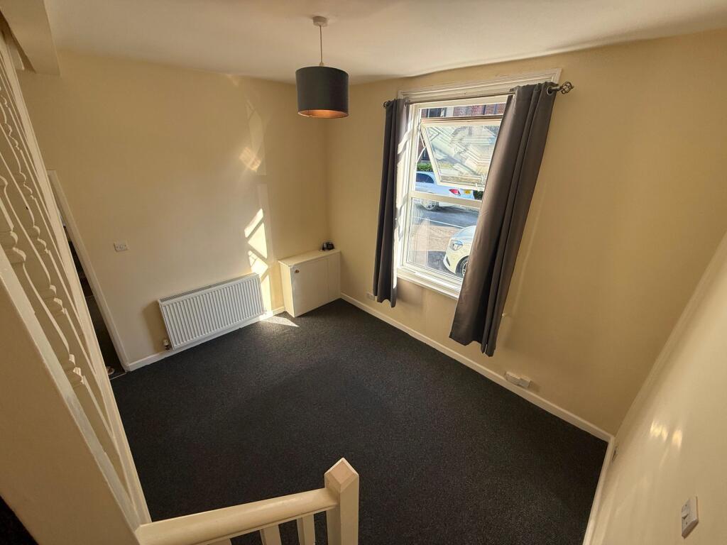 House in Southsea, Somers Town - More