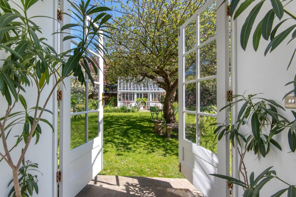 Hangleton Lane, Ferring, Worthing, BN12 photo 4