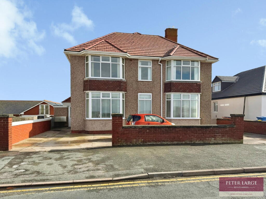 Main image of property: 31 Marine Drive, Rhyl, LL18 3AY