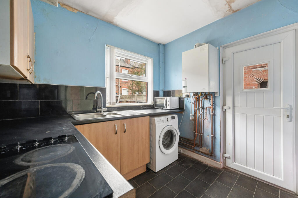 House in Stockport - View 4