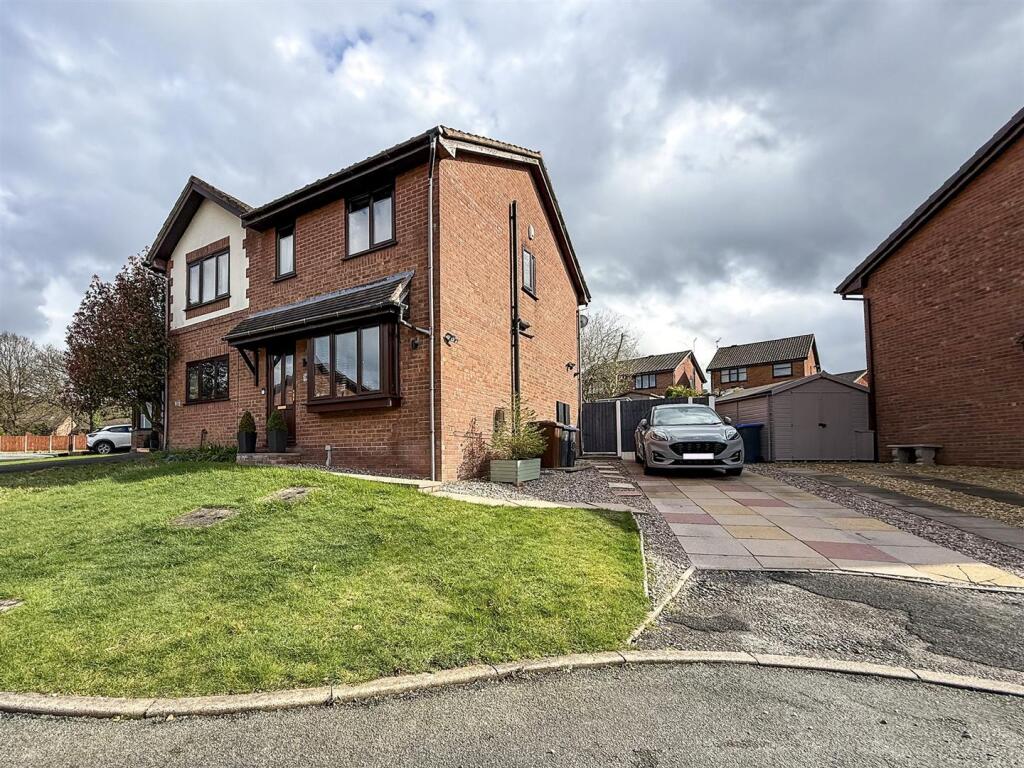 Main image of property: Dunnock Way, Biddulph