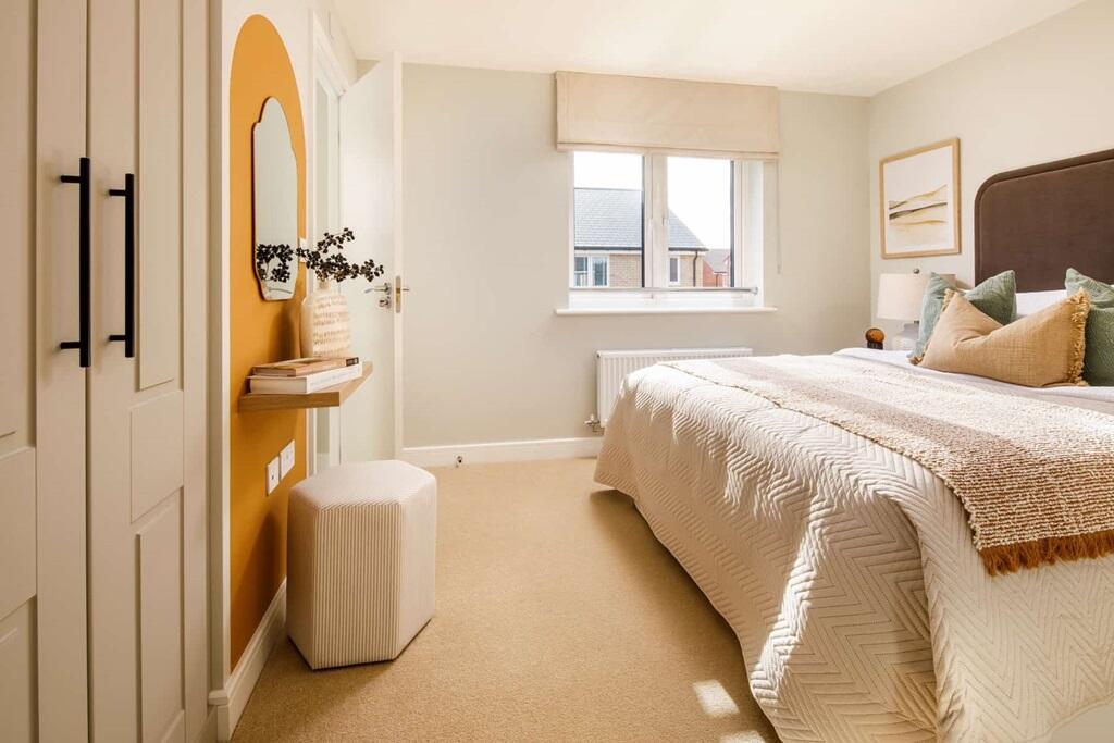 House in Tendring, Frinton and Walton - More