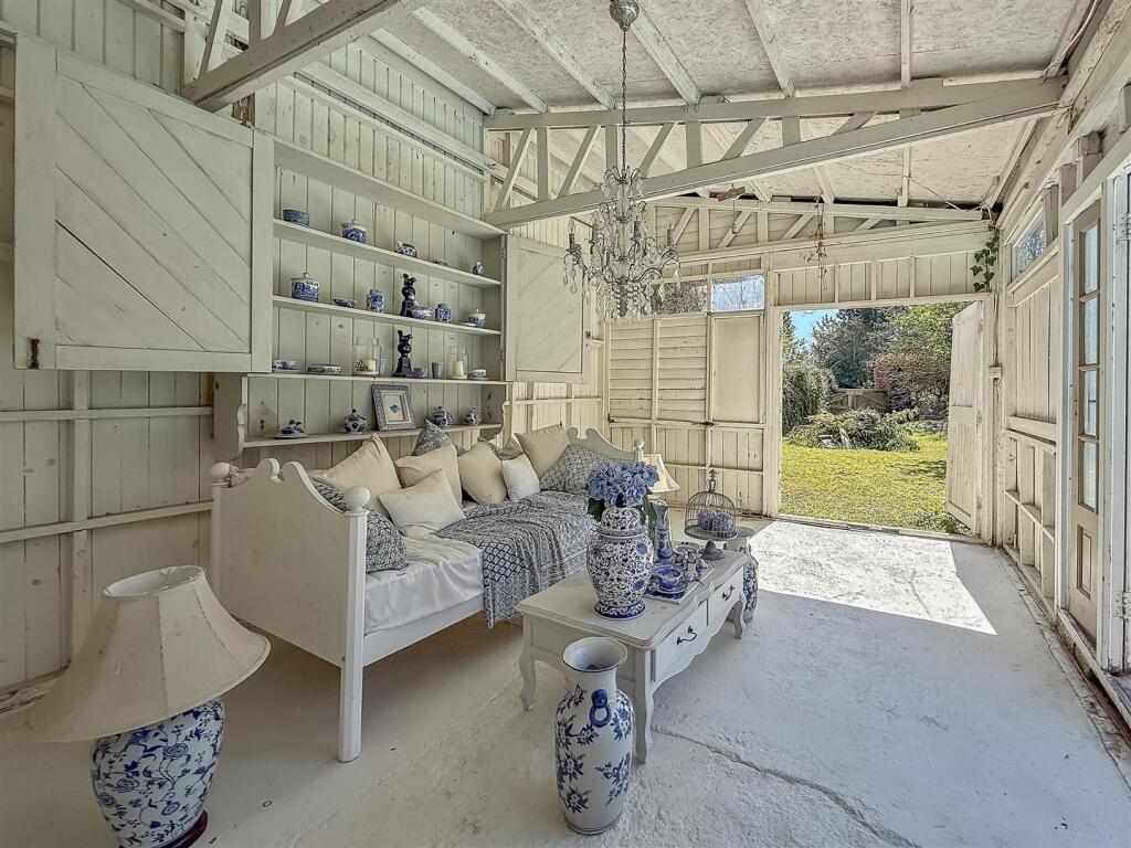 Additional image 45 of Sandridgebury Lane, Sandridgebury, St. Albans