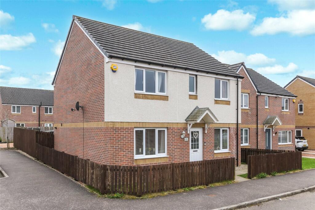 Main image of property: Bond Place, Glasgow, G43