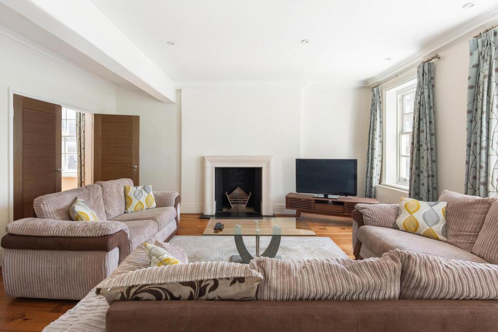 Apartment in London - More