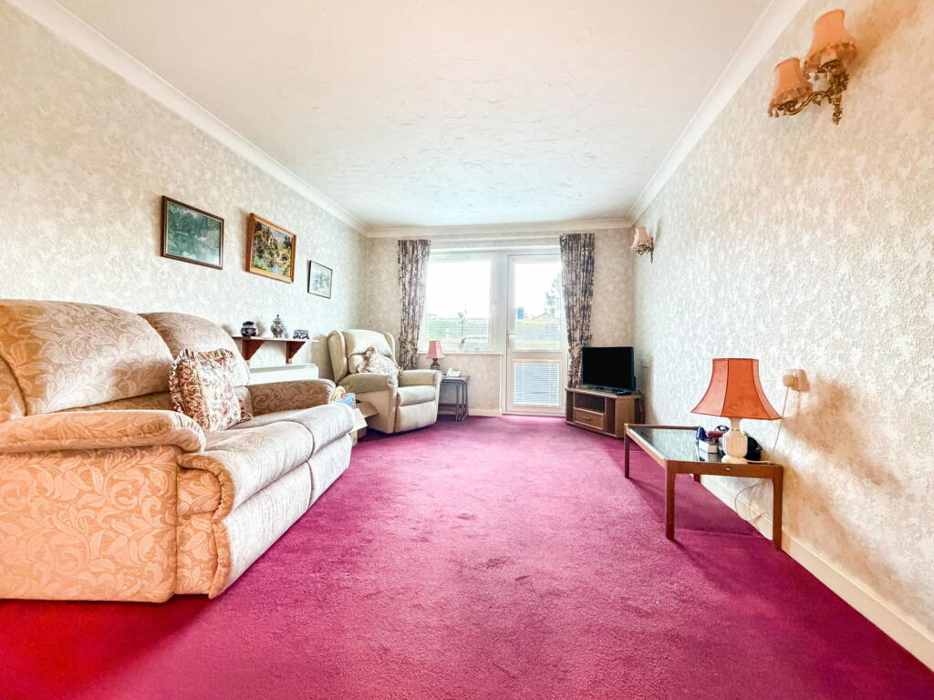 Apartment in North Ferriby, Swanland - View 2