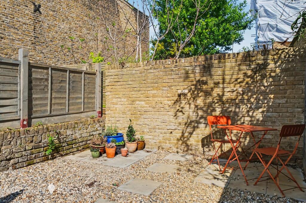 Apartment in London, Upper Clapton, West Hackney - View 2