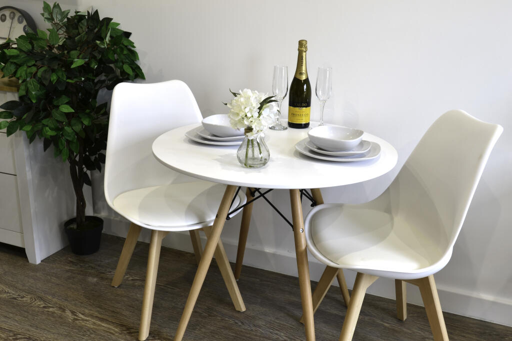 Main image of property: Studio 12, St Marks Court, 12-14 St Marks Street, City Centre, Nottingham, NG3 1DF