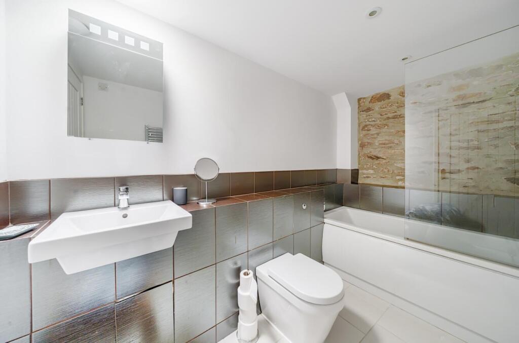 Apartment in Taunton - More