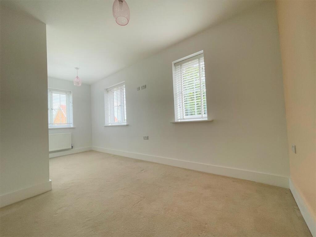 House in Ashford, High Halden - More
