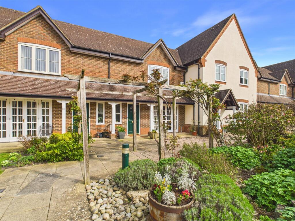 Main image of property: Hill Farm Court, Chinnor, Oxfordshire, OX39
