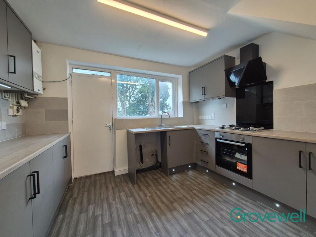 House in Rochdale, Greater Manchester - View 4