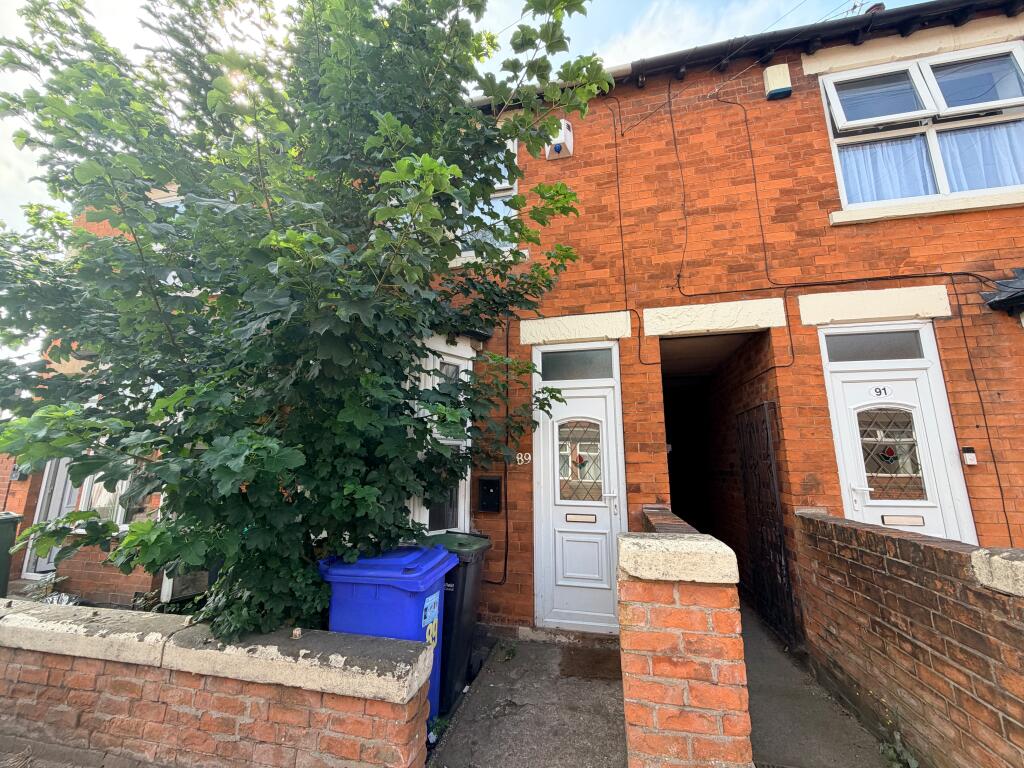 Main image of property: 89 Union Street, Mansfield, Nottinghamshire NG18 1RW