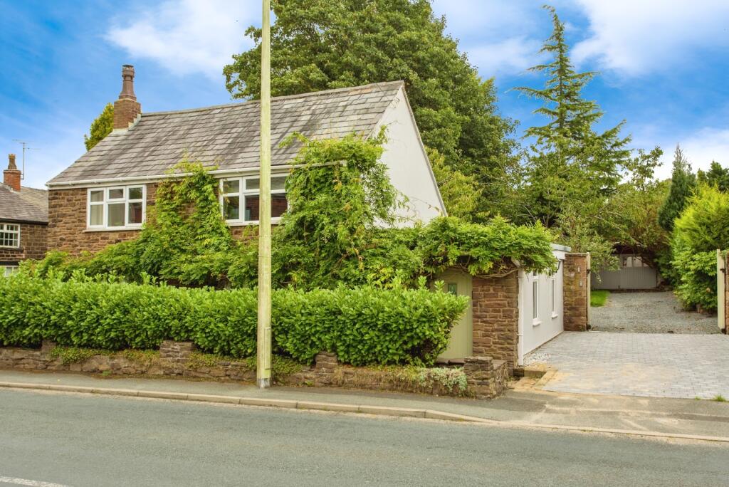 Main image of property: Wigan Road, Euxton, Chorley, Lancashire, PR7