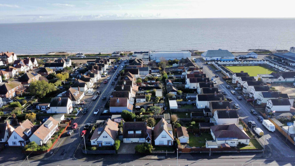 Langer Road, Felixstowe, IP11 photo 2