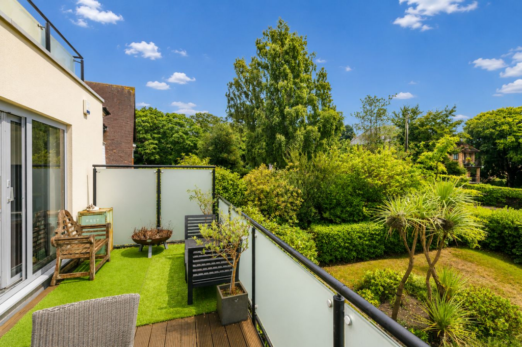 Apartment in Poole - View 4