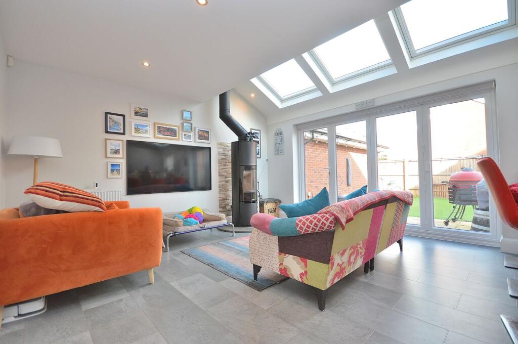 House in Northampton - View 3
